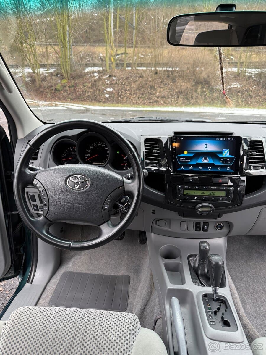 2009 Toyota HILUX - 5