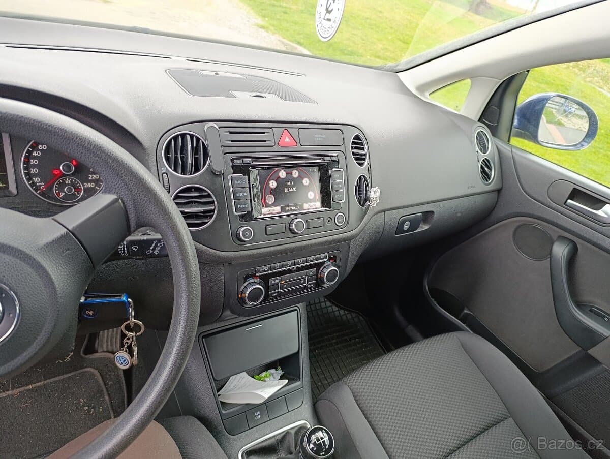 2011 Volkswagen GOLF - 5