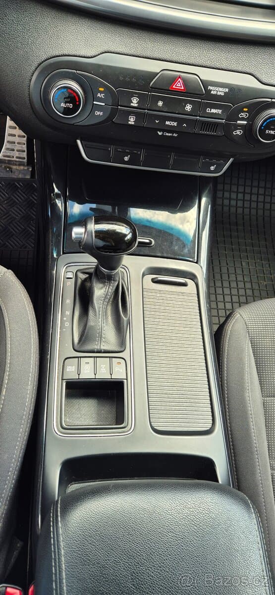 Kia SORENTO - 5