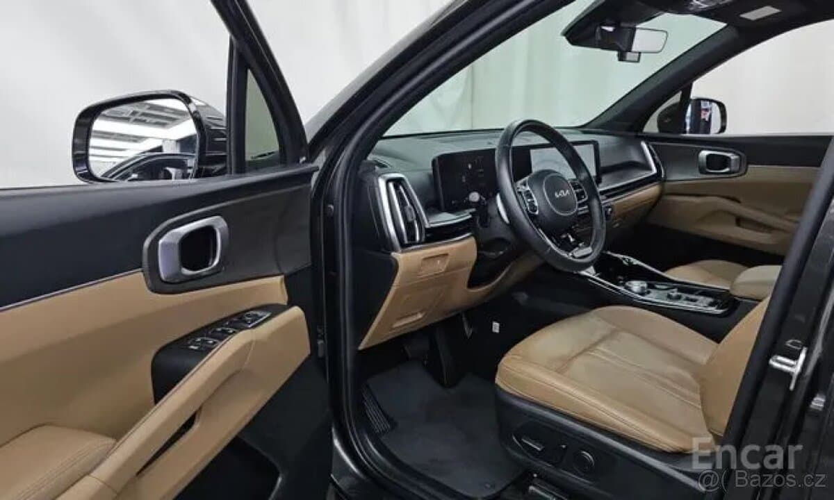 2024 Kia SORENTO - 5