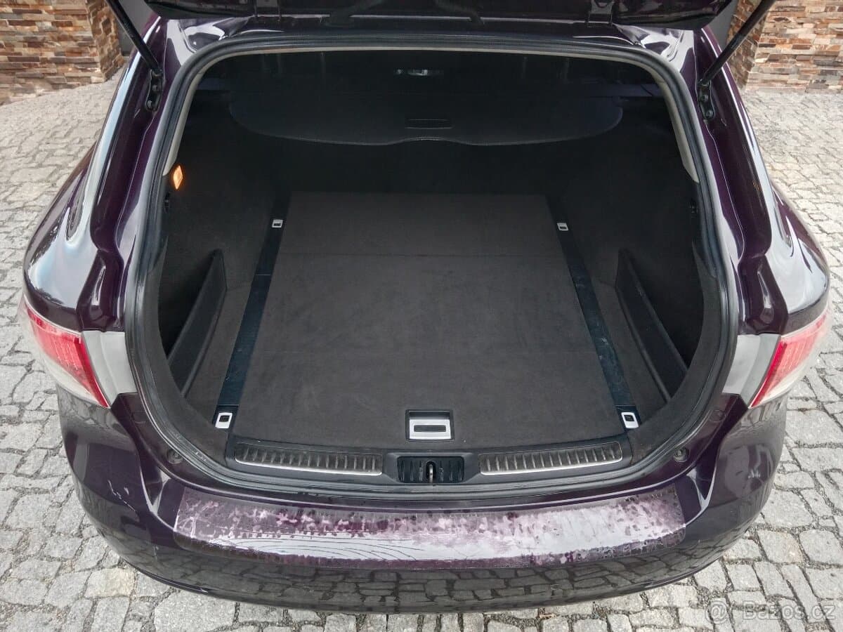 2010 Toyota AVENSIS - 5