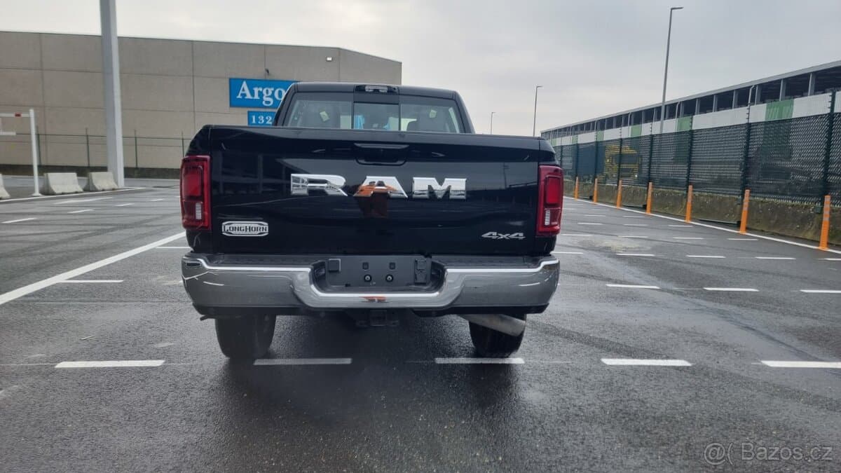 2025 RAM 2500/3500 - 5
