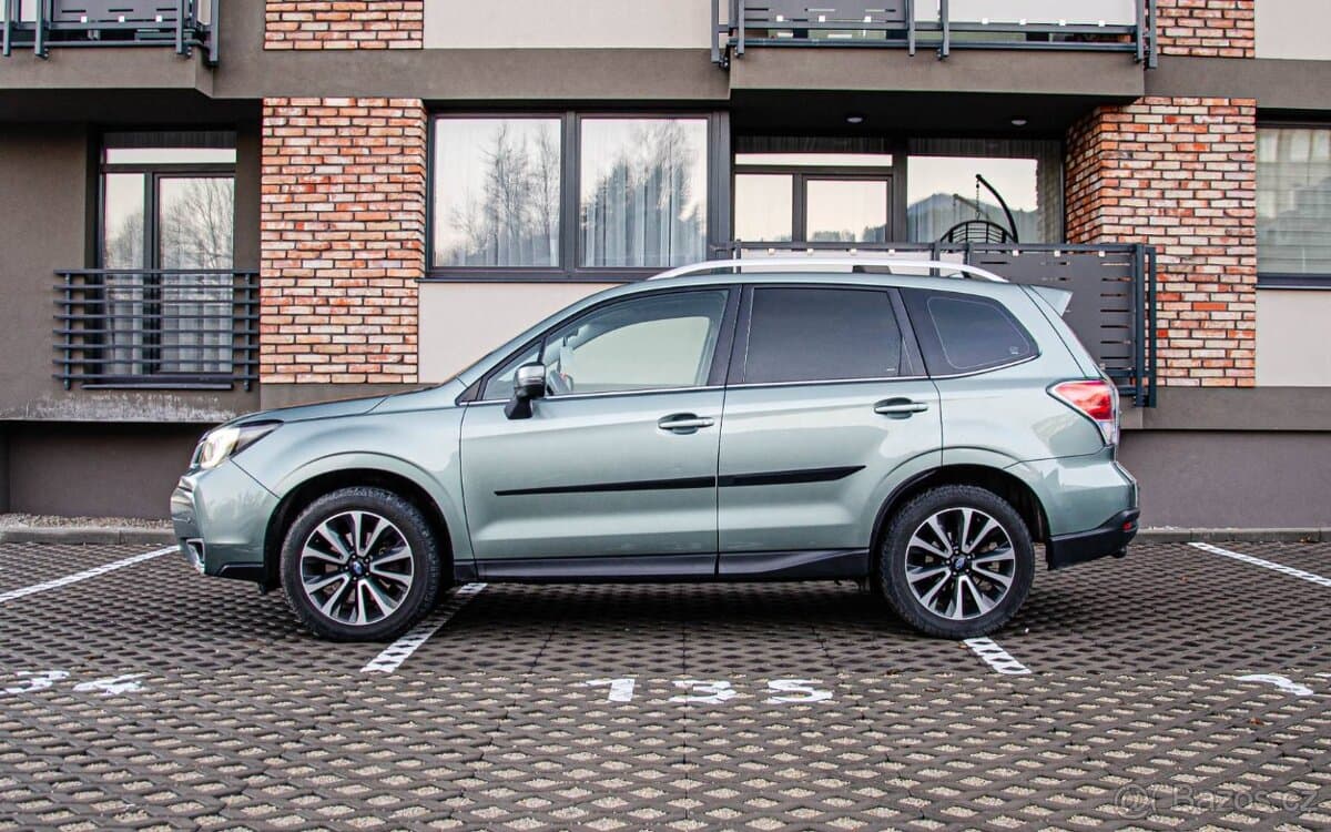 2017 Subaru FORESTER - 5
