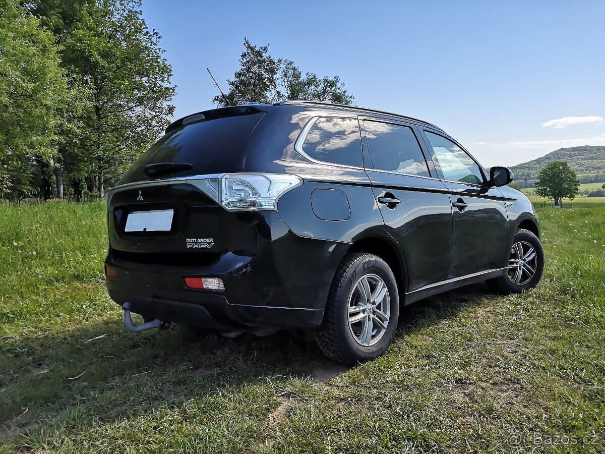 2014 Mitsubishi OUTLANDER - 5