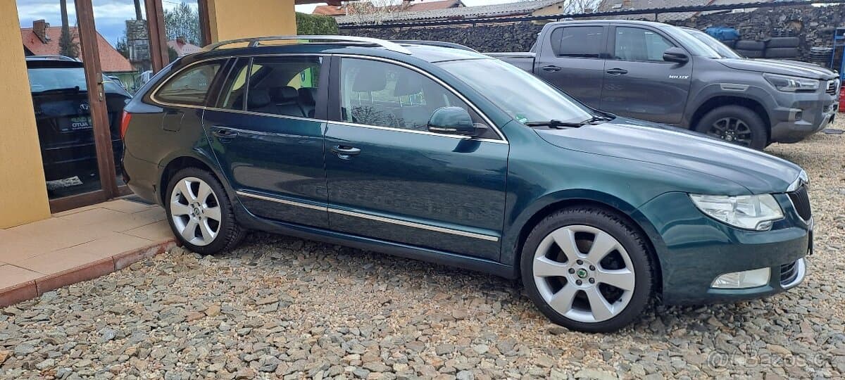 2011 Škoda SUPERB - 5
