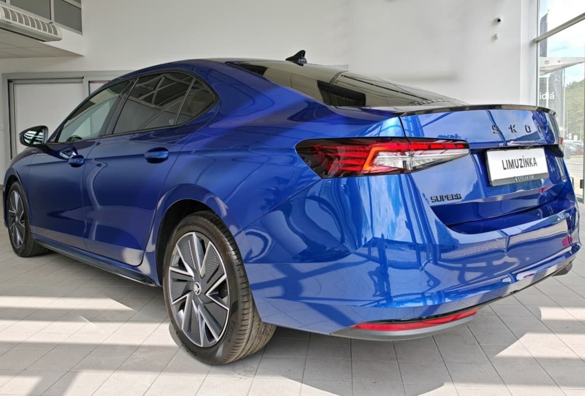 2025 Škoda SUPERB - 5