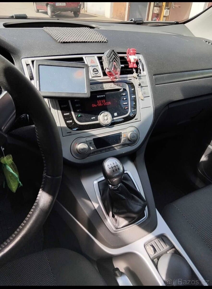Ford KUGA - 5
