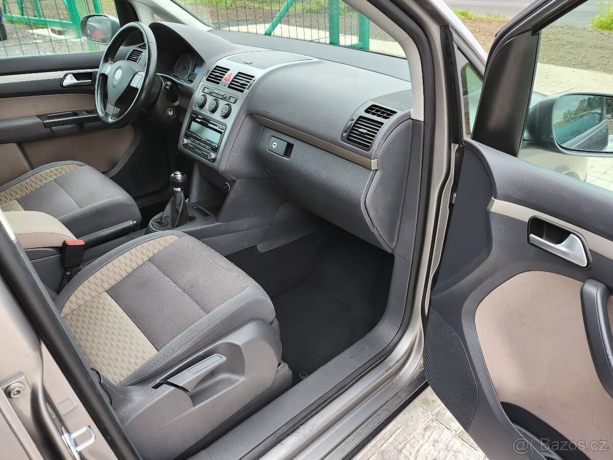 2009 Volkswagen TOURAN - 5