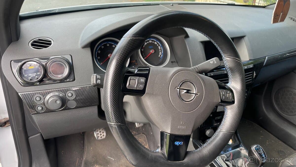 Opel ASTRA - 5