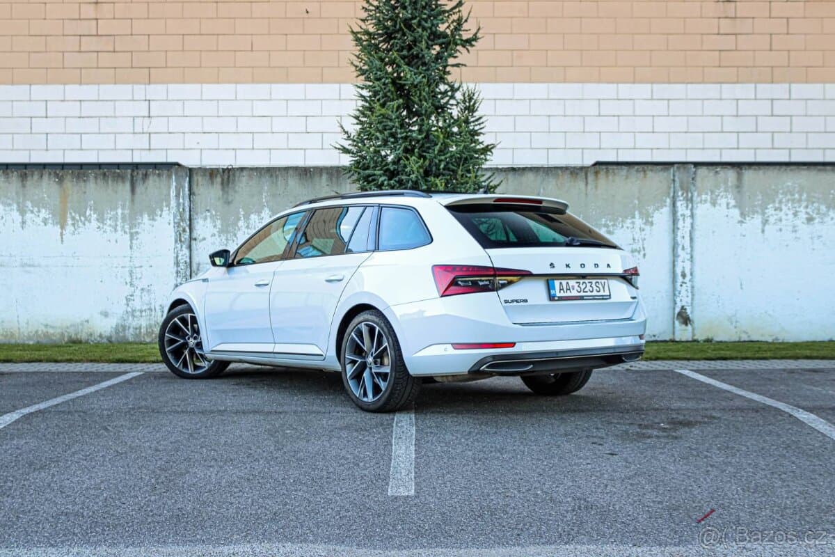 2022 Škoda SUPERB - 5