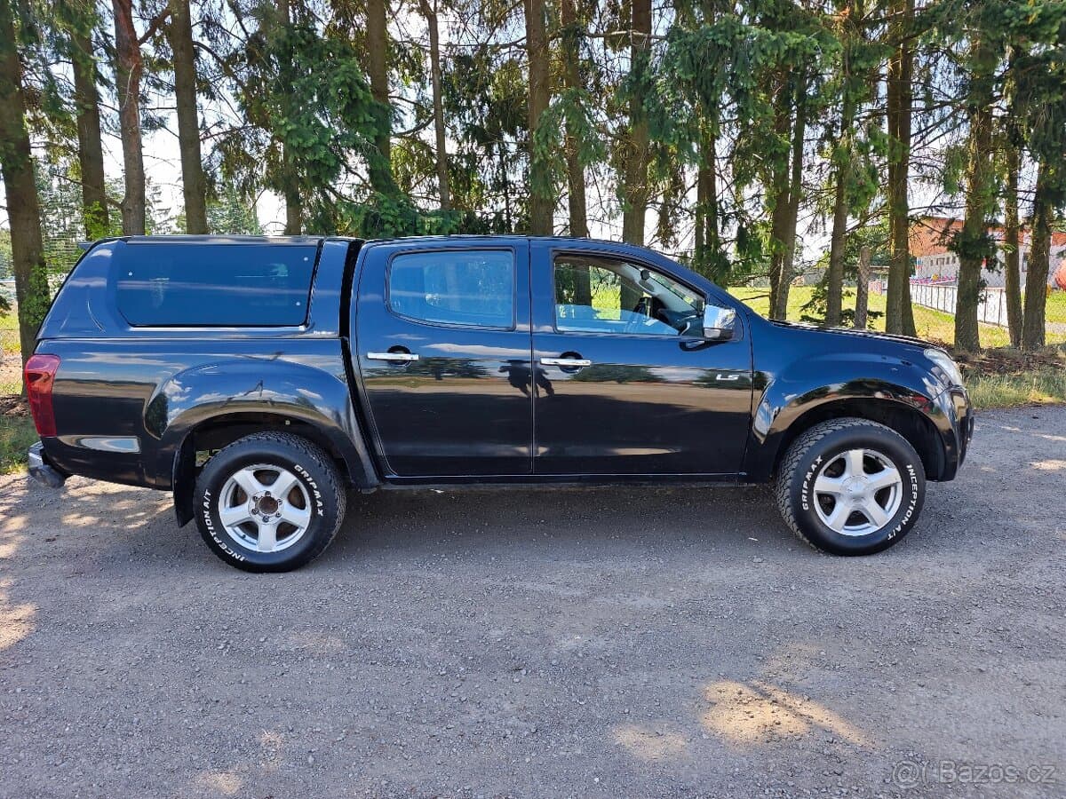 2015 Isuzu D-MAX - 5