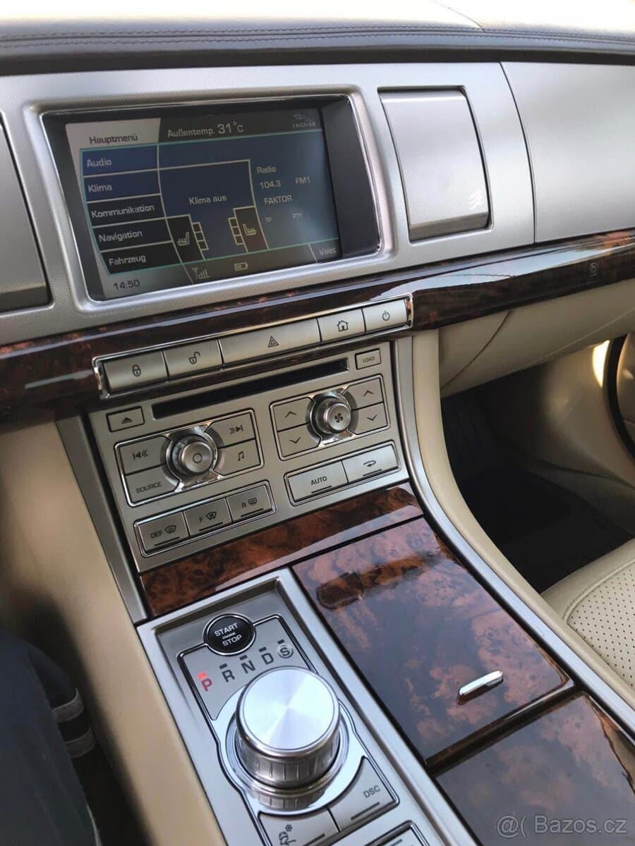 2009 Jaguar XF - 5