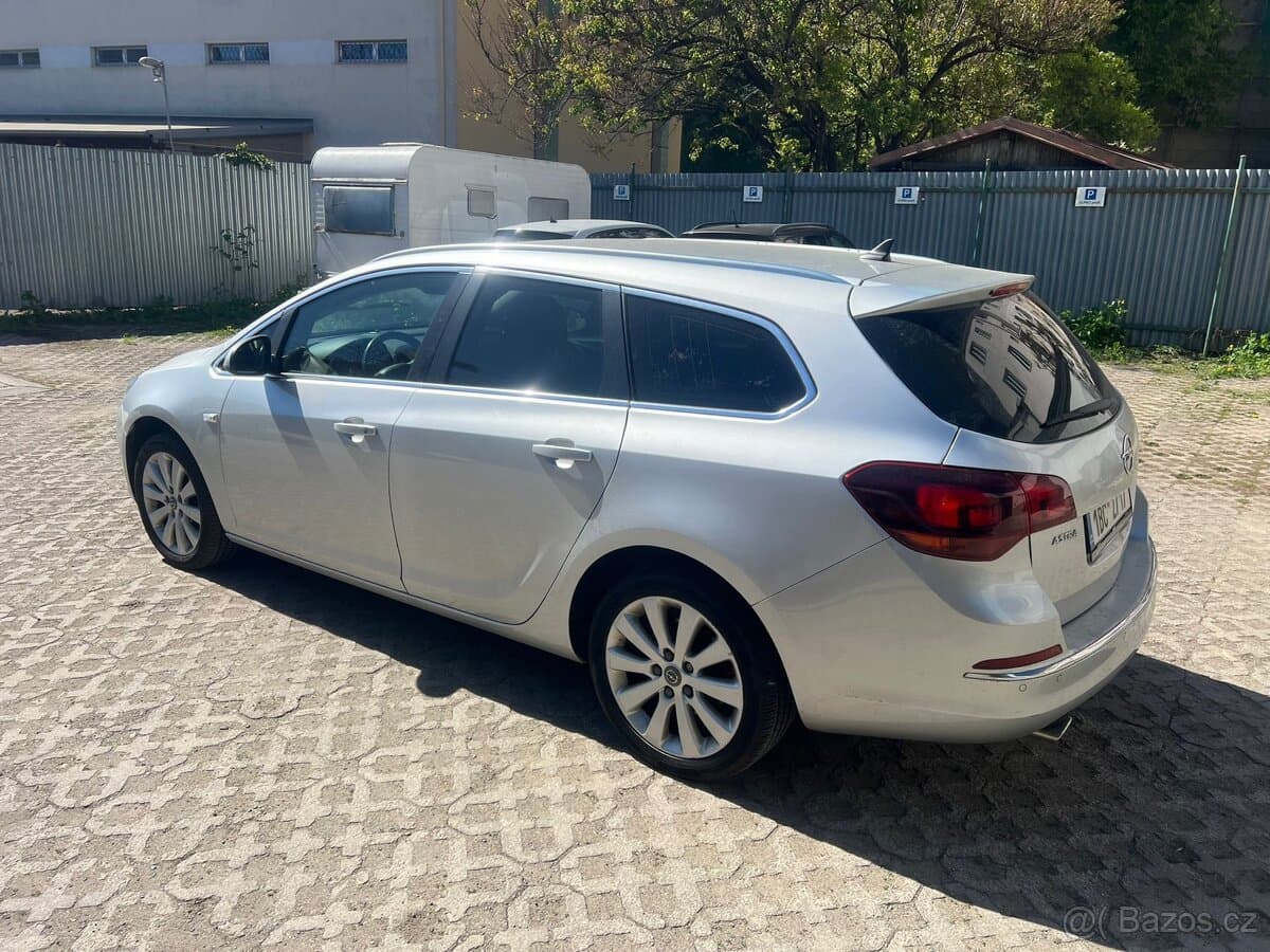 2015 Opel ASTRA - 5