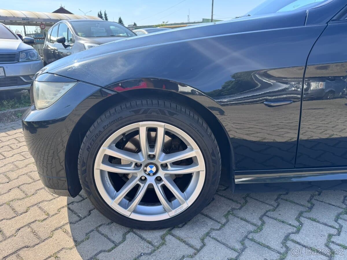 2011 BMW 3-SERIES - 5
