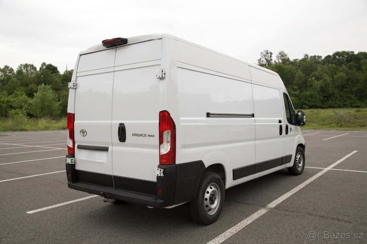 2025 Toyota PROACE - 5