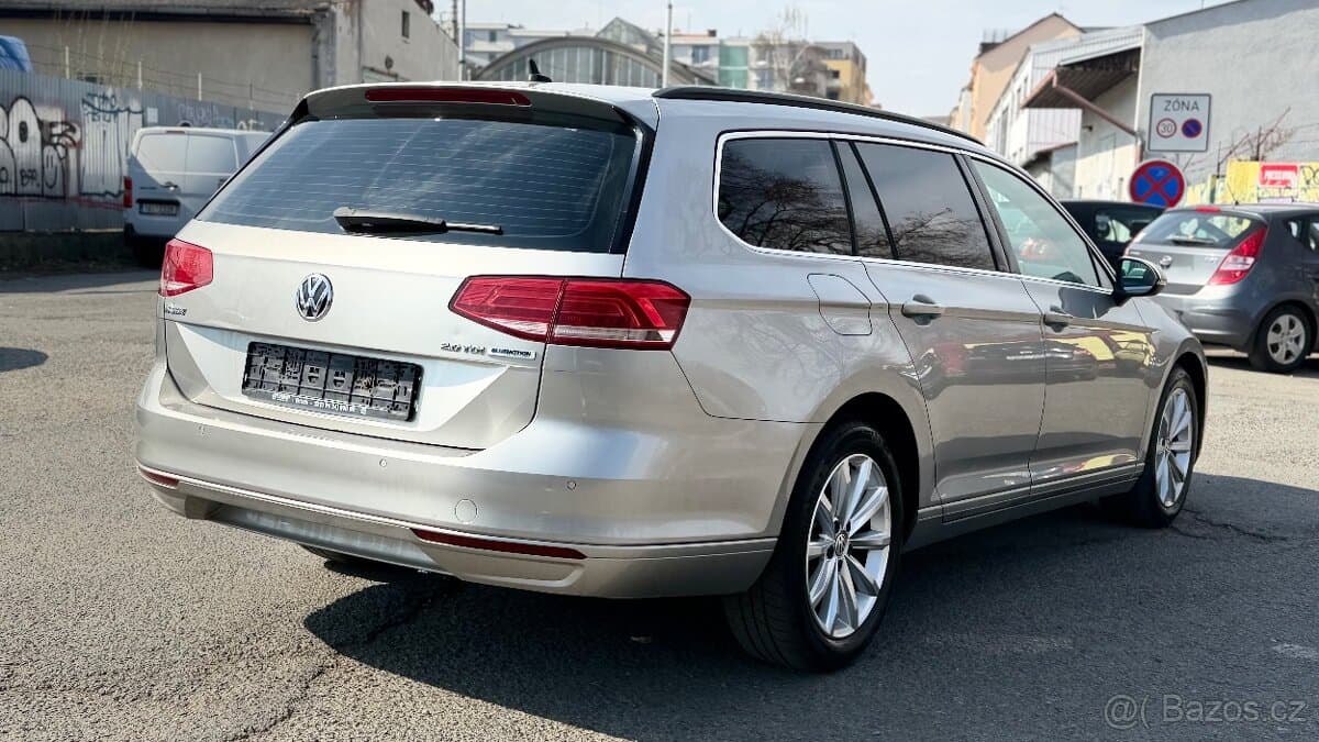 2015 Volkswagen PASSAT - 5