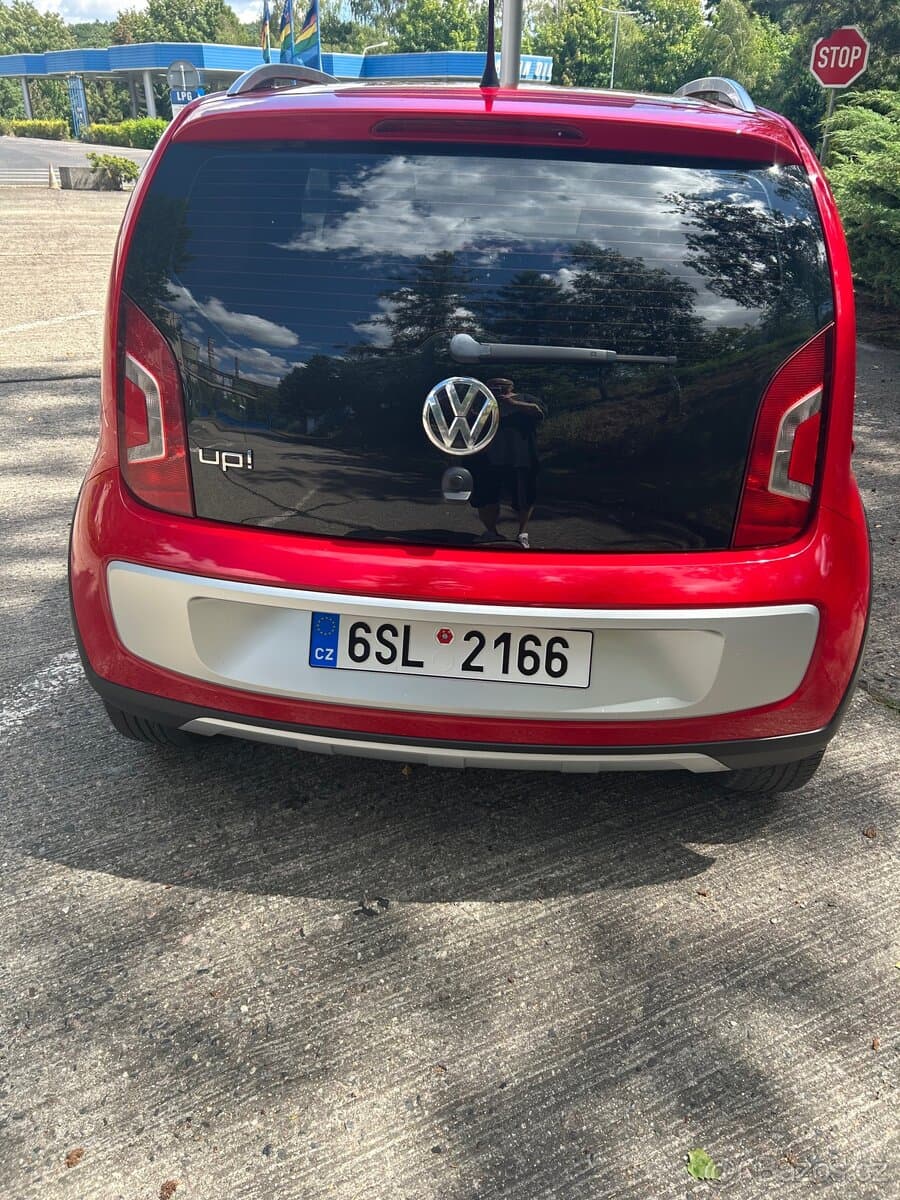 2014 Volkswagen UP! - 5