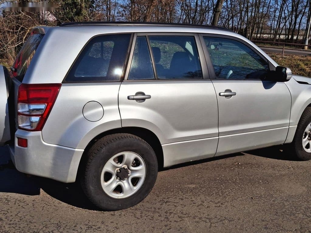 2009 Suzuki GRAND - 5