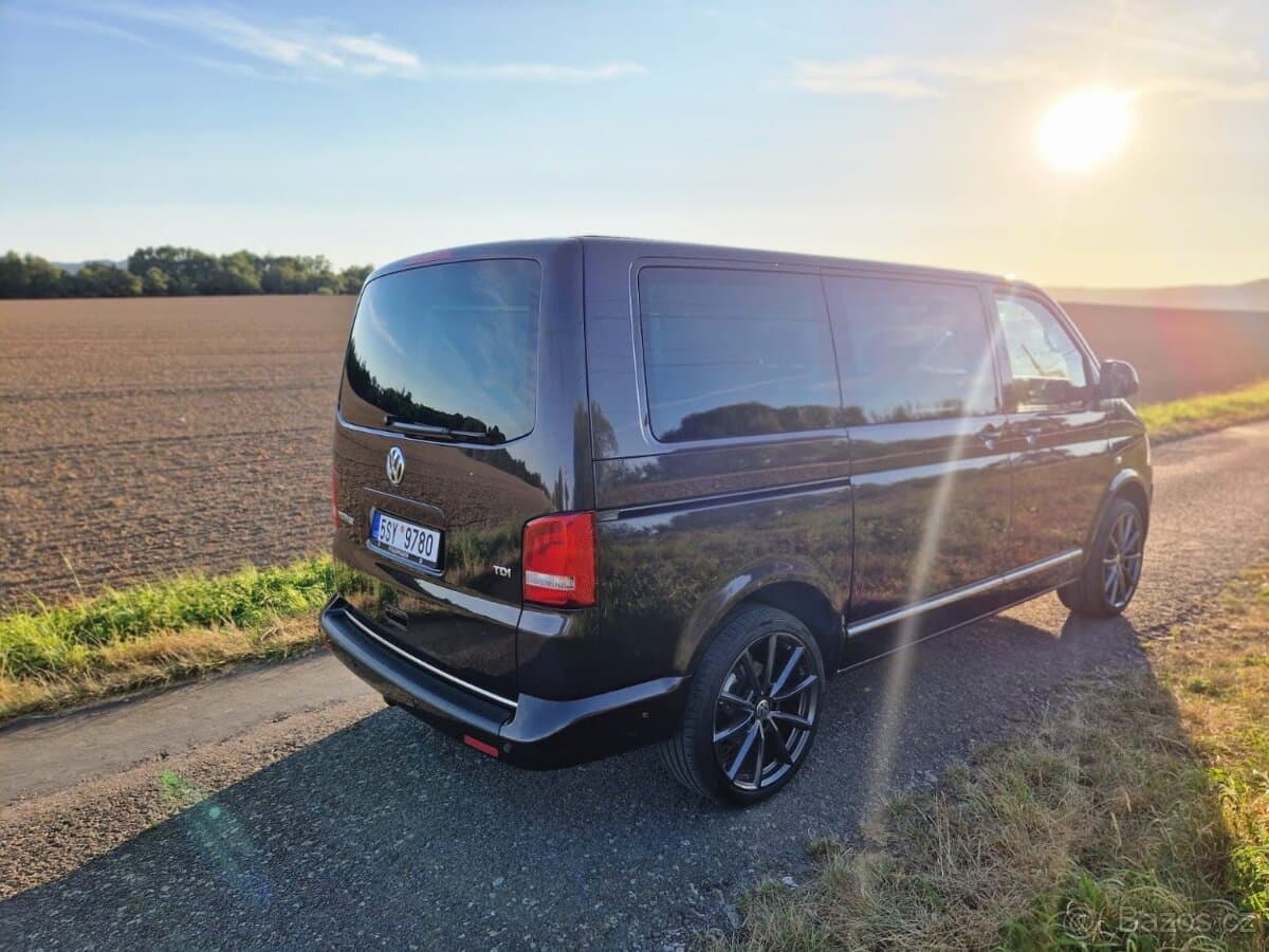 2010 Volkswagen MULTIVAN - 5