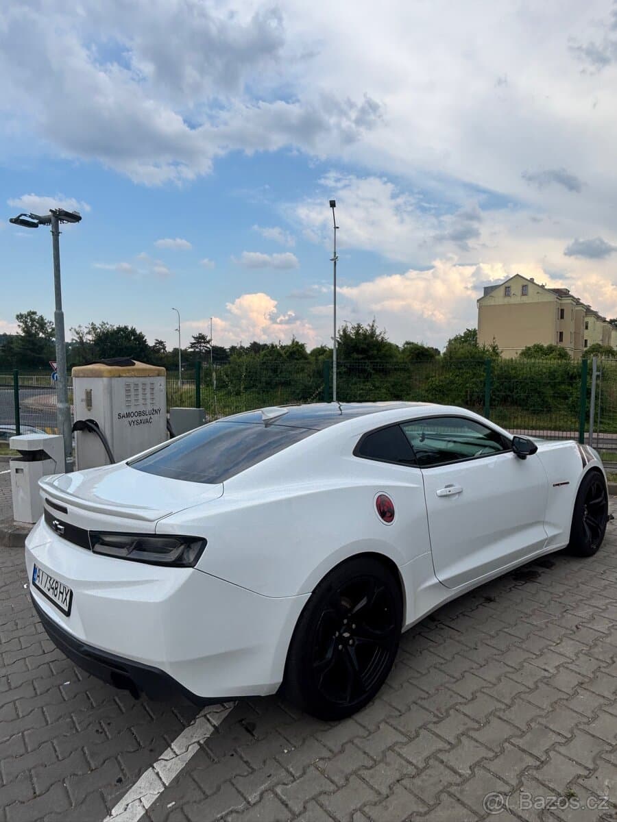 2017 Chevrolet CAMARO - 5