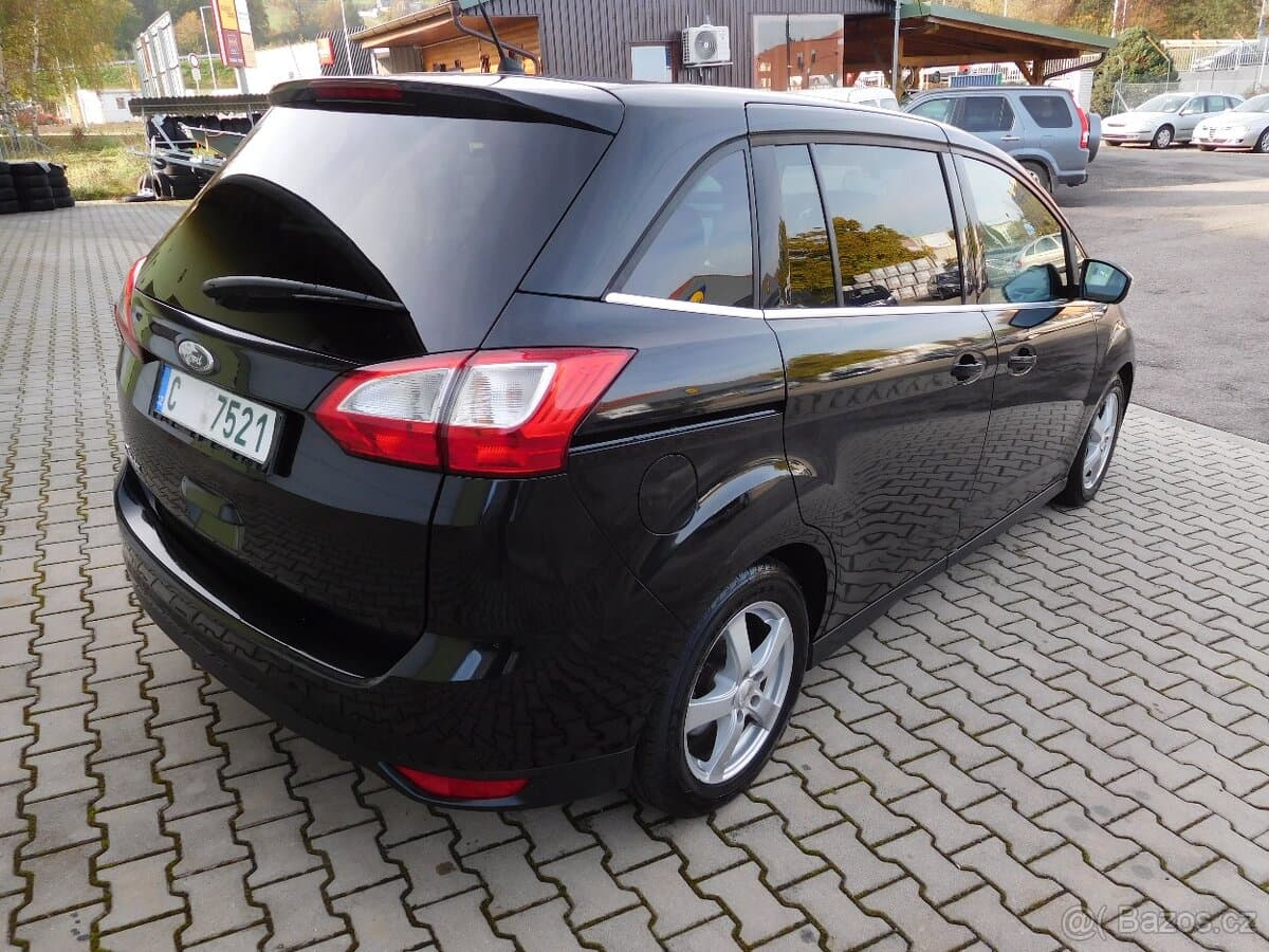 2011 Ford C-MAX - 5
