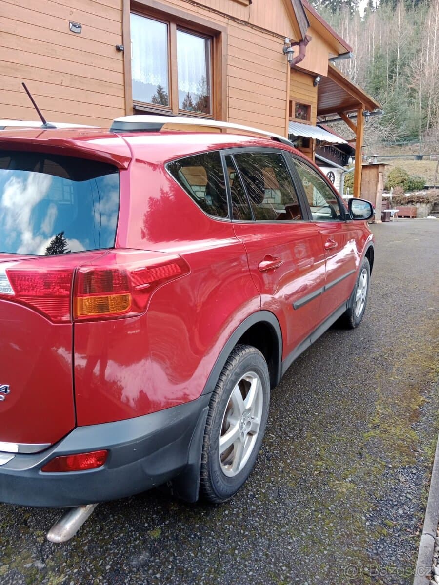 2014 Toyota RAV4 - 5
