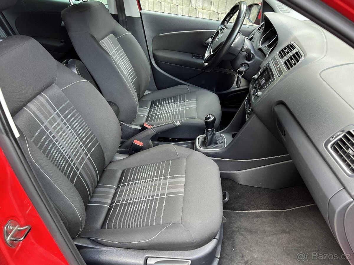 2015 Volkswagen POLO - 5