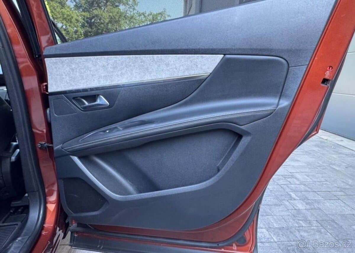 2023 Peugeot 5008 - 5