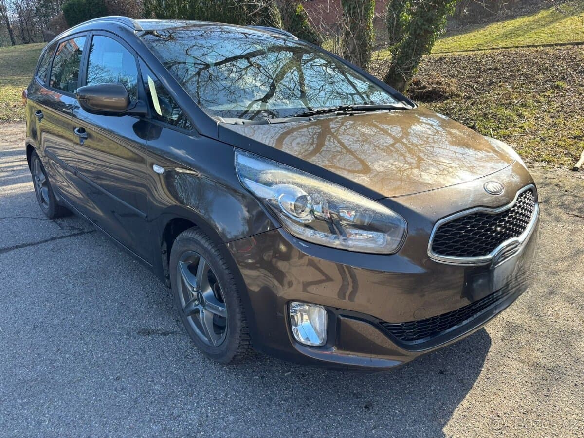 2013 Kia CARENS - 5