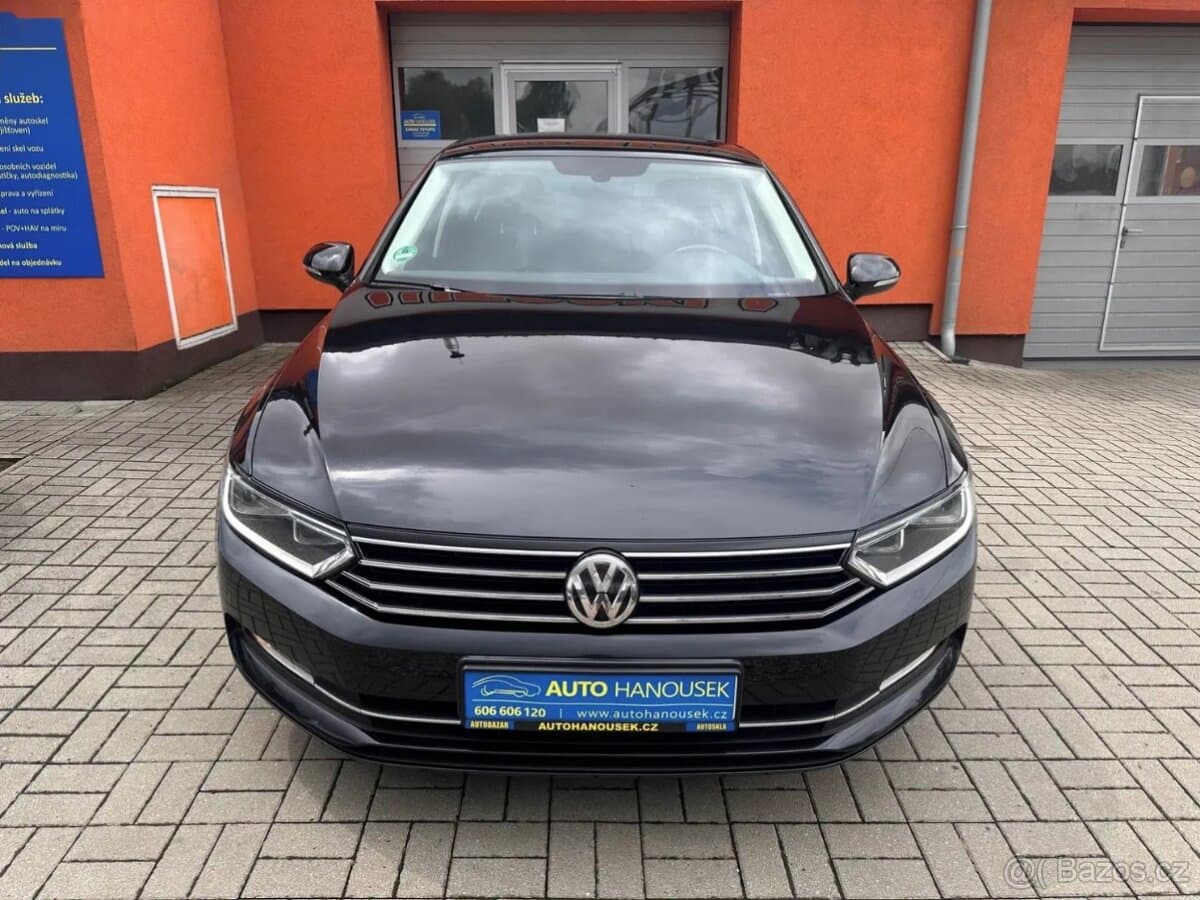 2015 Volkswagen PASSAT - 5