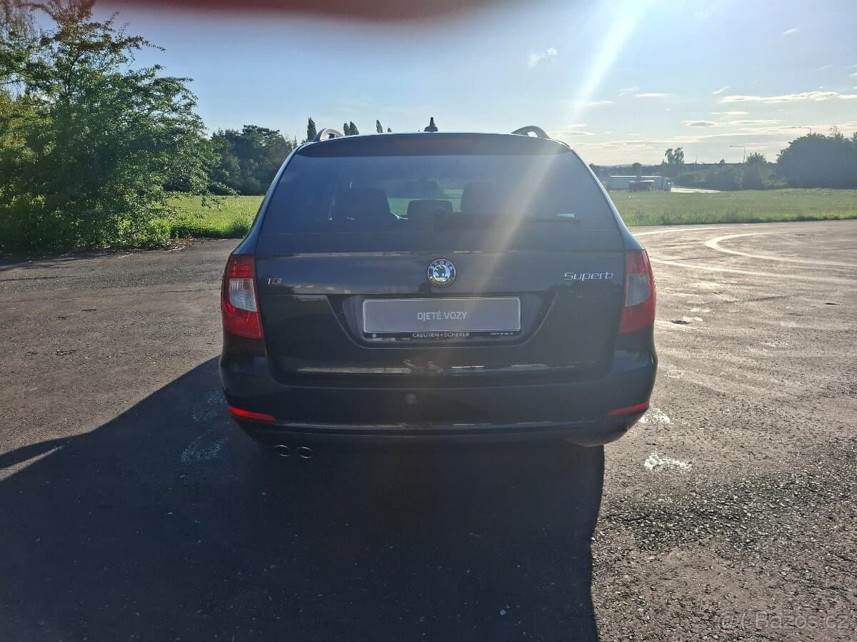 2013 Škoda SUPERB - 5