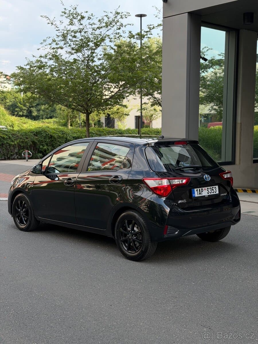 2018 Toyota YARIS - 5