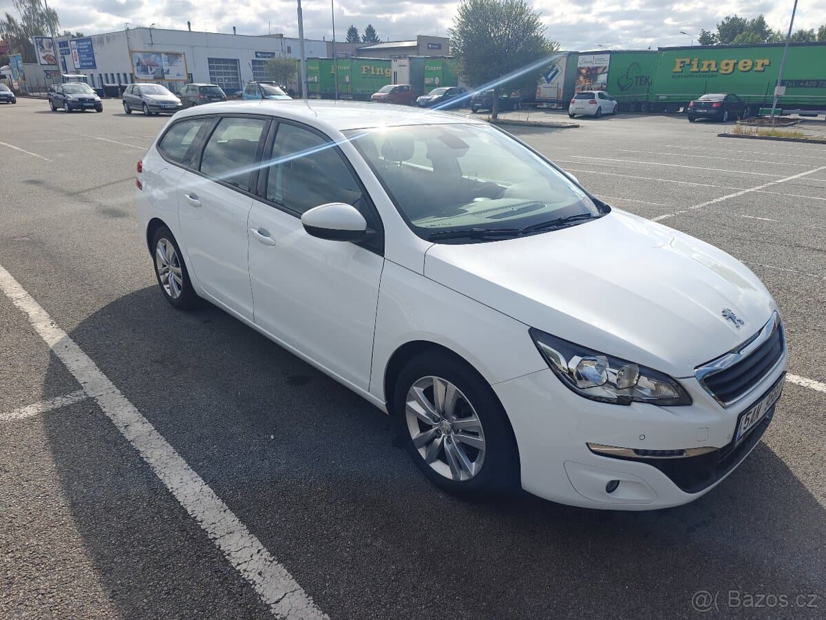 2016 Peugeot 308 - 5
