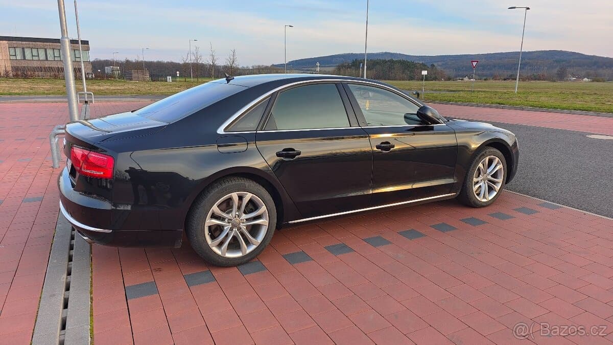 Audi A8 - 5