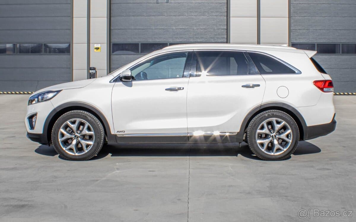2017 Kia SORENTO - 5
