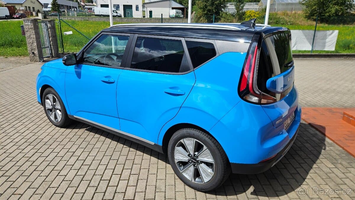 2023 Kia SOUL - 5
