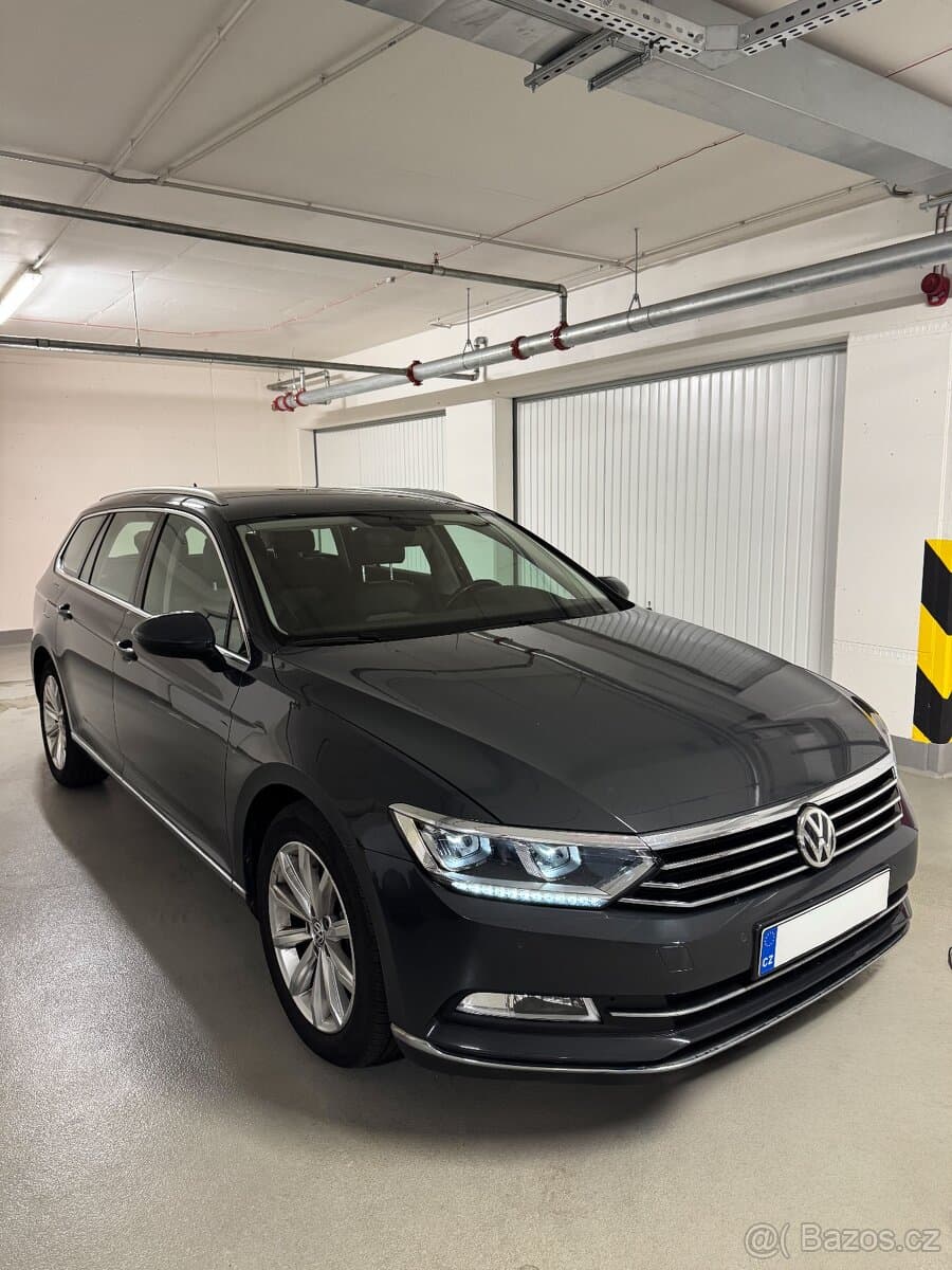 2016 Volkswagen PASSAT - 5
