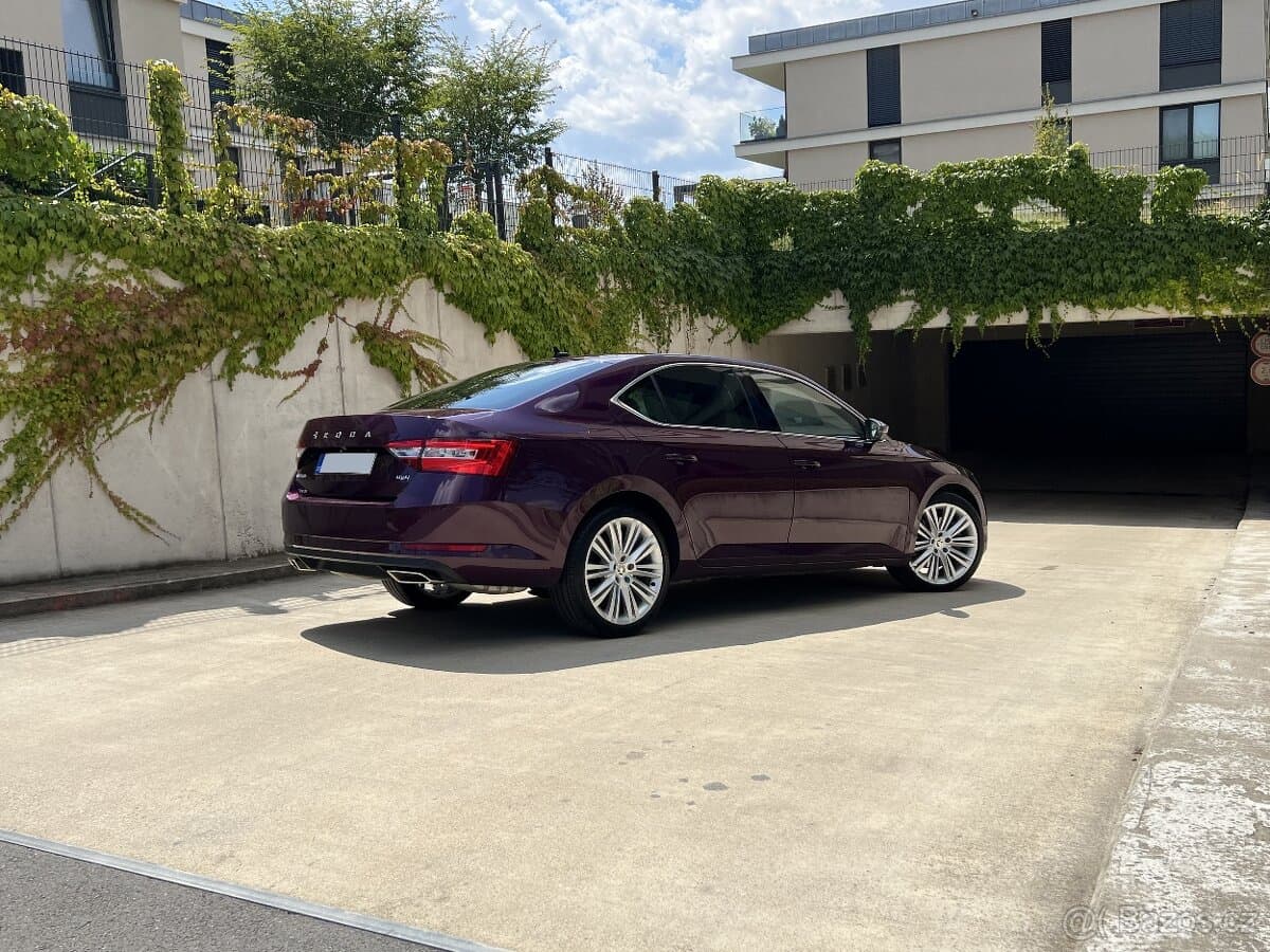 2019 Škoda SUPERB - 5