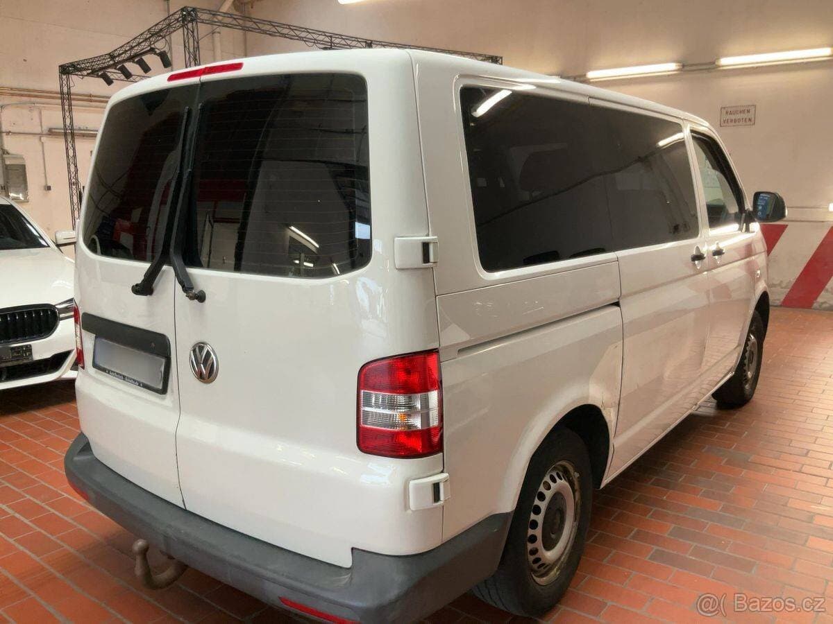 2012 Volkswagen CARAVELLE - 5