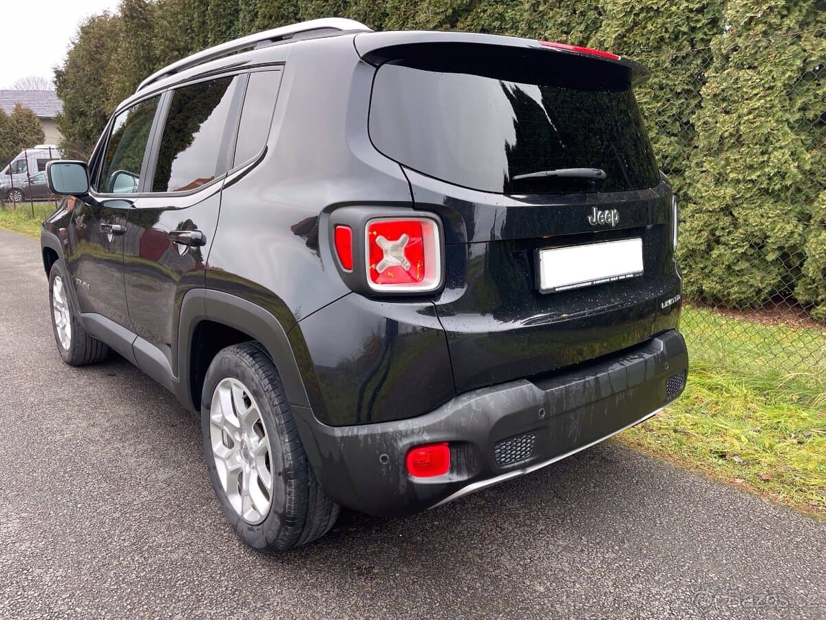 2015 Jeep RENEGADE - 5