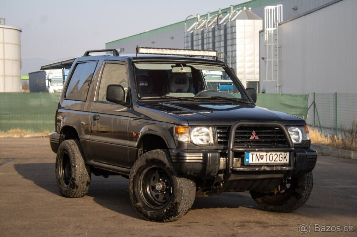 1996 Mitsubishi PAJERO - 5