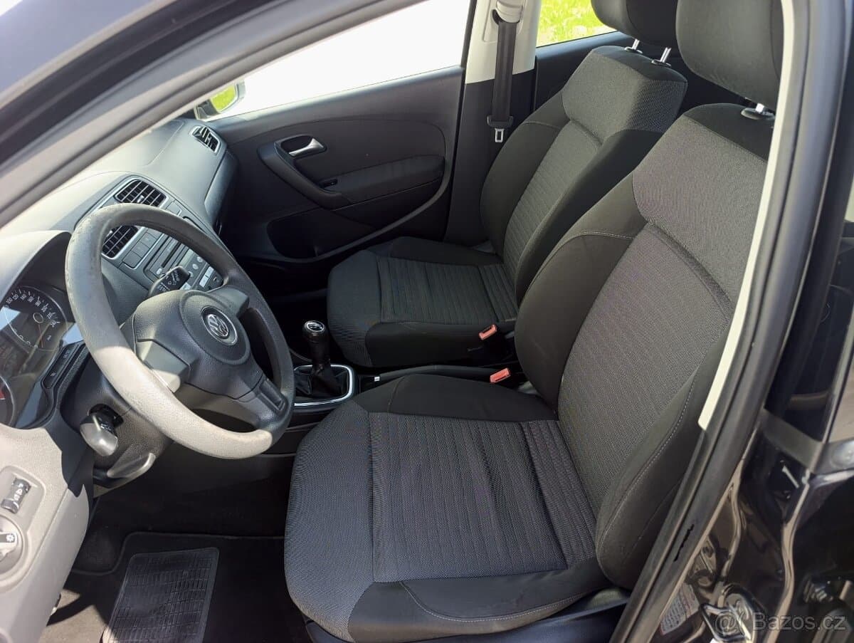 2011 Volkswagen POLO - 5