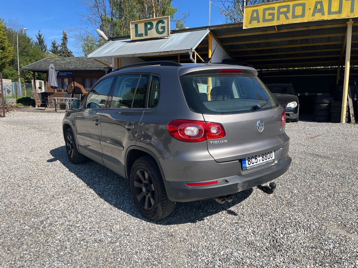 2008 Volkswagen TIGUAN - 5