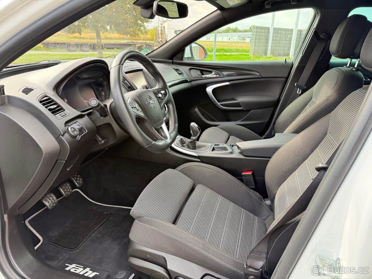2015 Opel INSIGNIA - 5