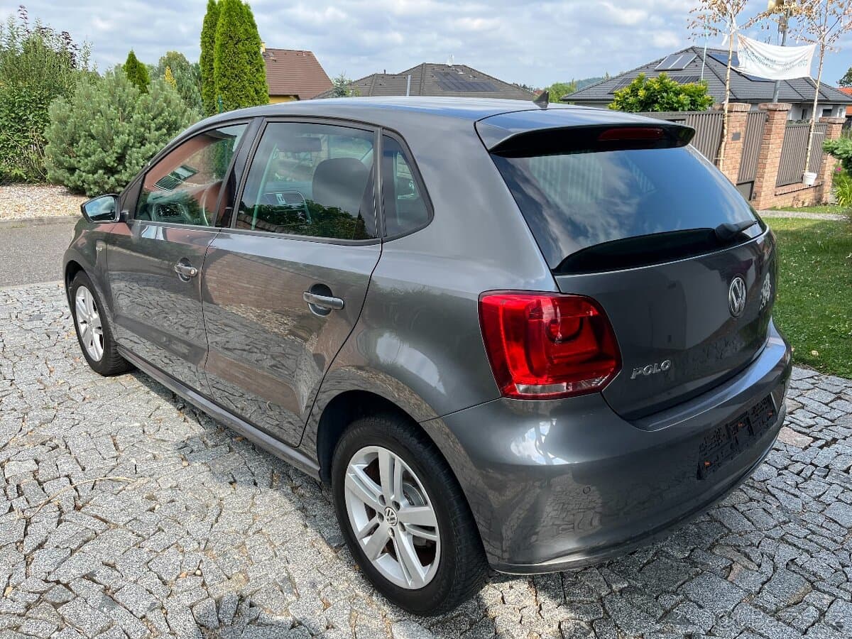 2012 Volkswagen POLO - 5