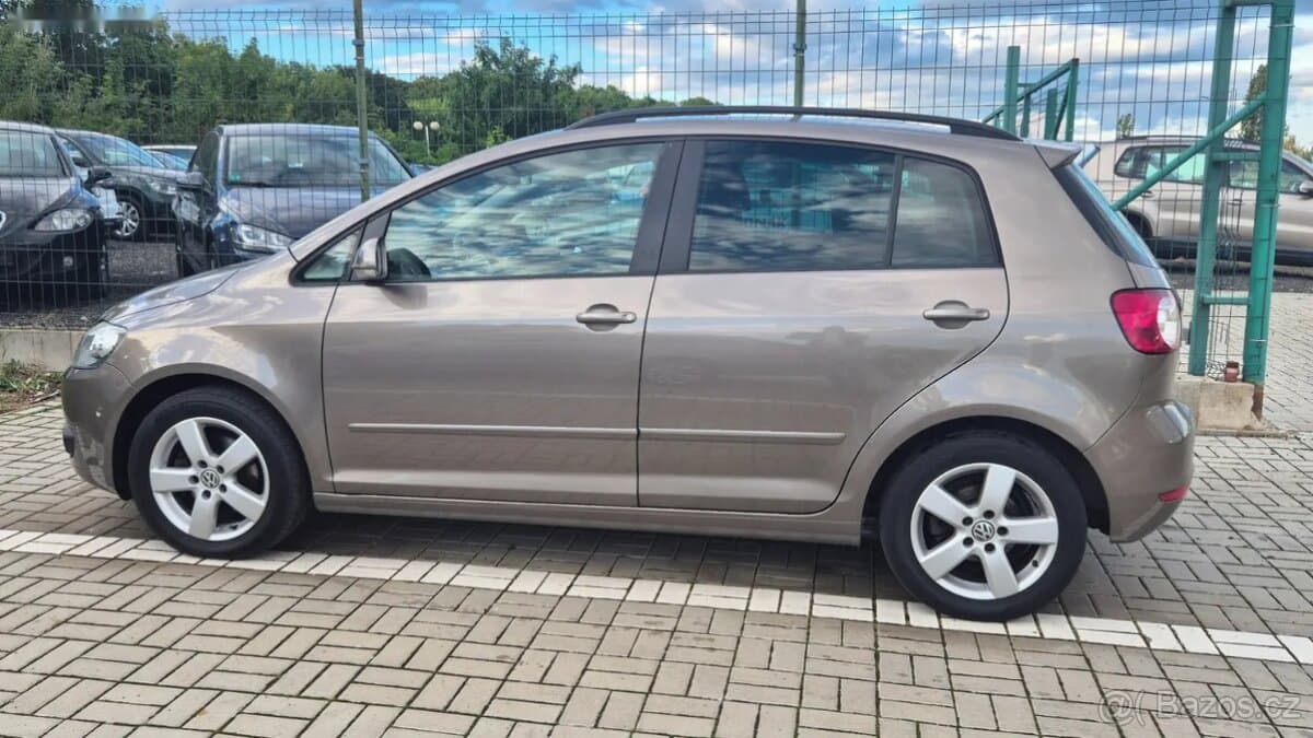 2010 Volkswagen GOLF - 5