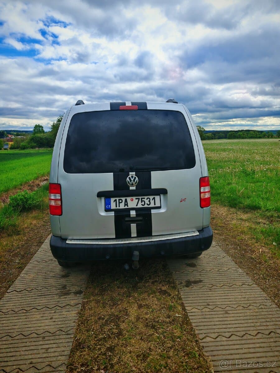 2011 Volkswagen CADDY - 6