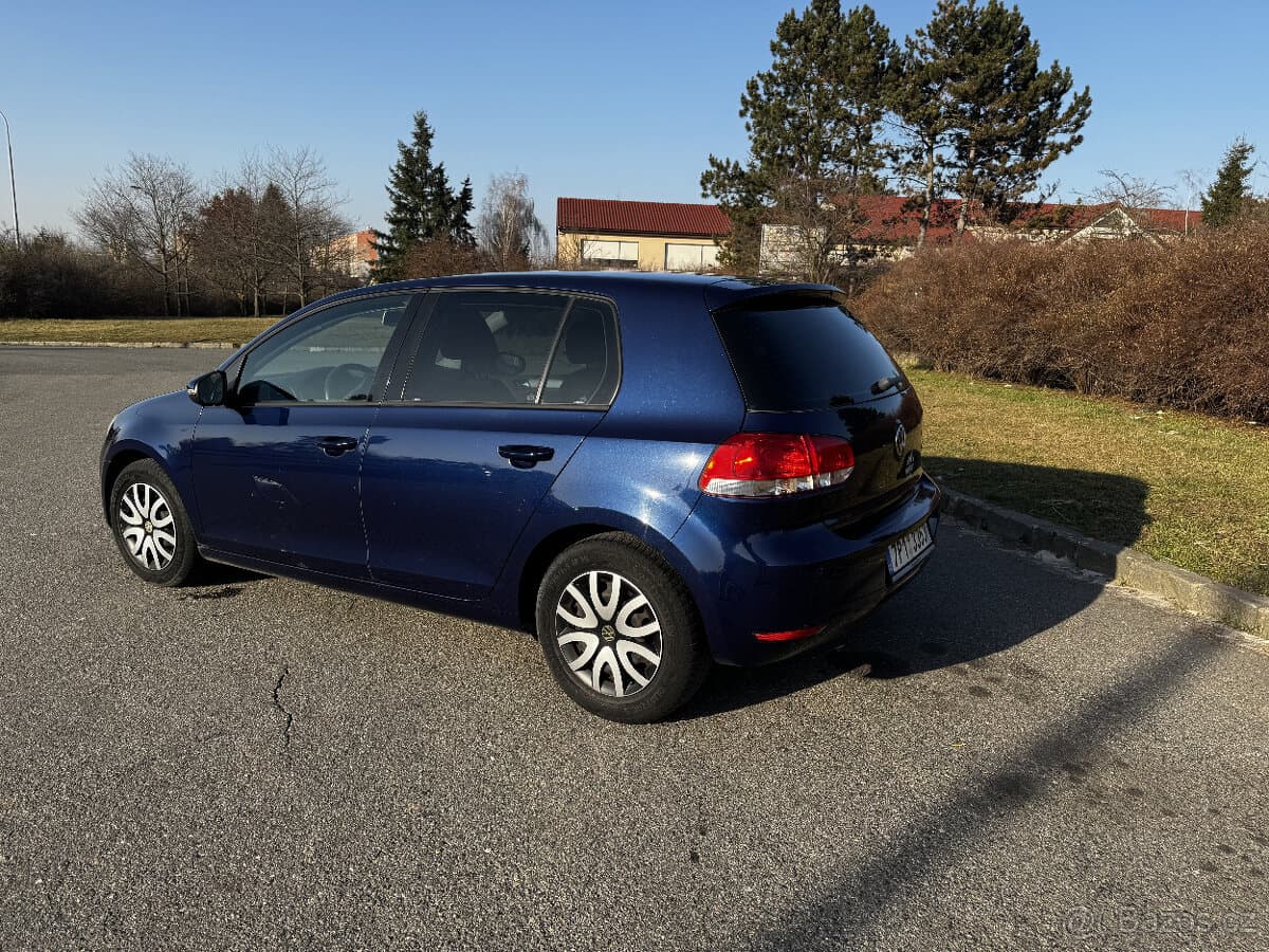 2010 Volkswagen GOLF - 6