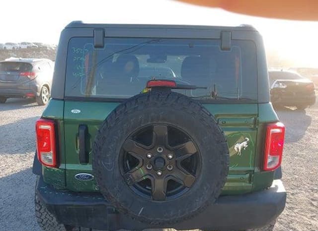 2022 Ford BRONCO - 6