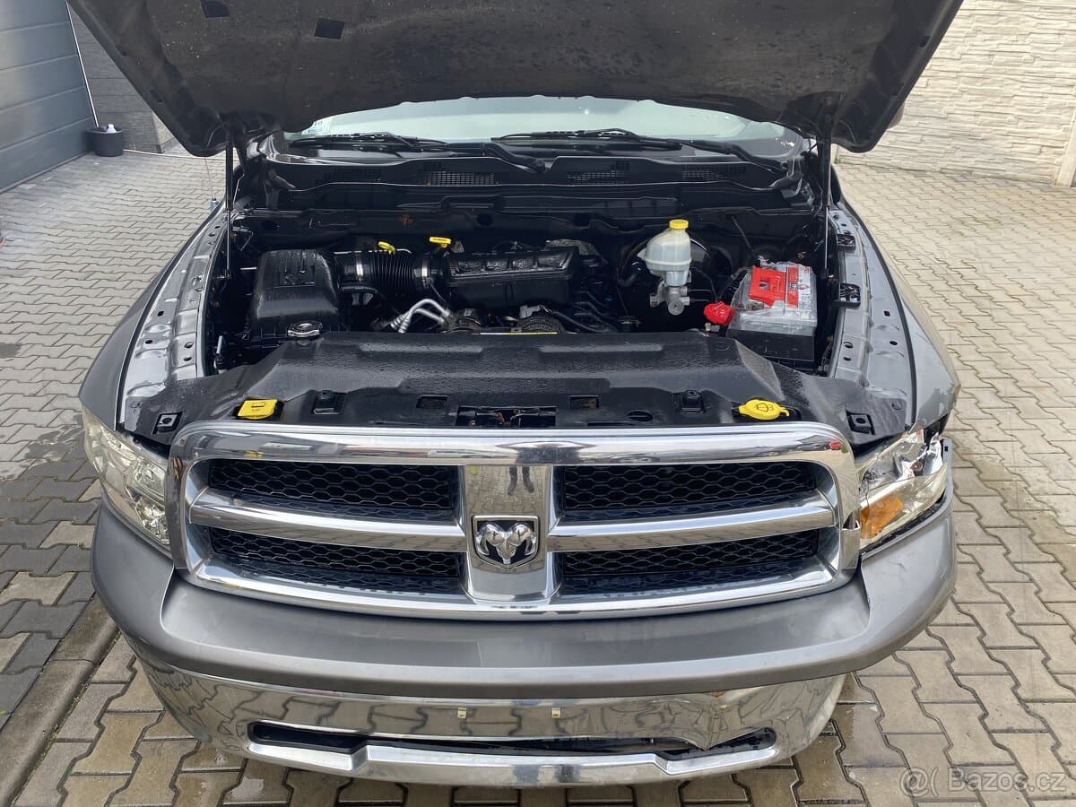 Dodge RAM - 6